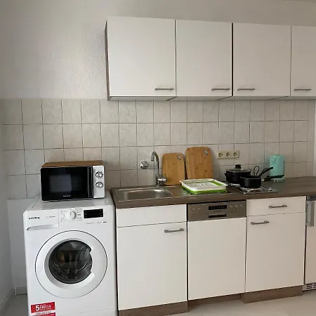 Grüne Oase Neben Hbf, 10 Min Von Düsseldorf Hbf