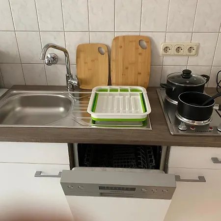 Gruene Oase Neben Hbf, 10 Min Von Duesseldorf Hbf Apartament