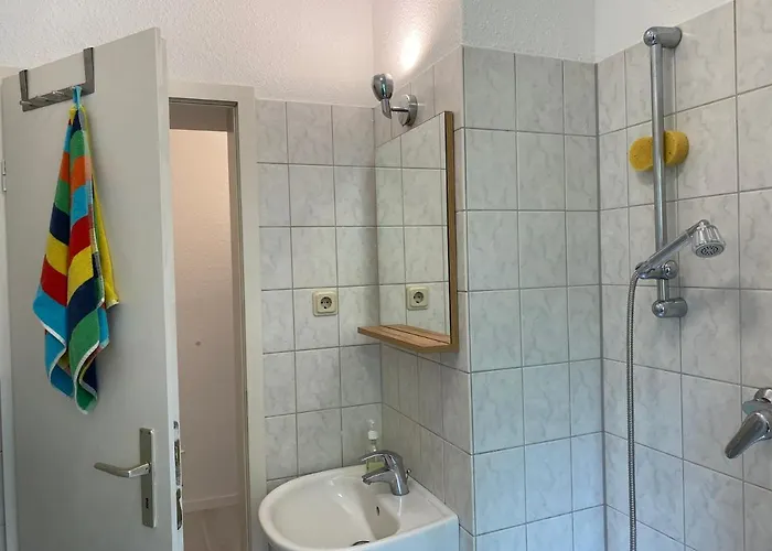 Lejlighed Gruene Oase Neben Hbf, 10 Min Von Duesseldorf Hbf *