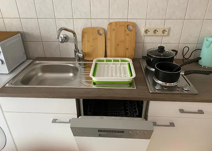 Gruene Oase Neben Hbf, 10 Min Von Duesseldorf Hbf Lejlighed